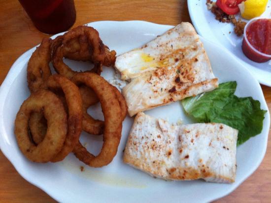 Cracked Conch Cafe