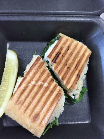 Big Mouth Eatery